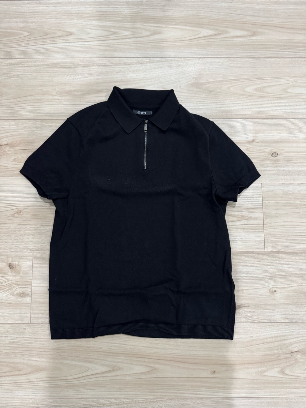 Cuts Clothing Black Short-Sleeve Polo with Zip